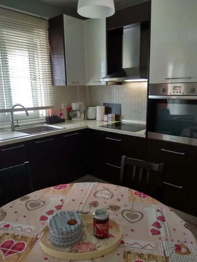 Nickys Place Perea Peraia